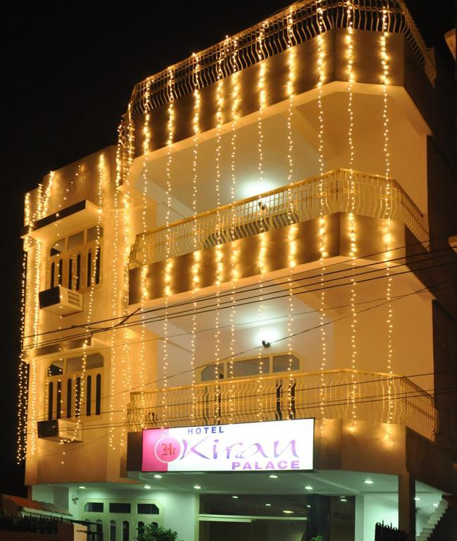 Hotel Kiran Palace Варанаси Экстерьер фото